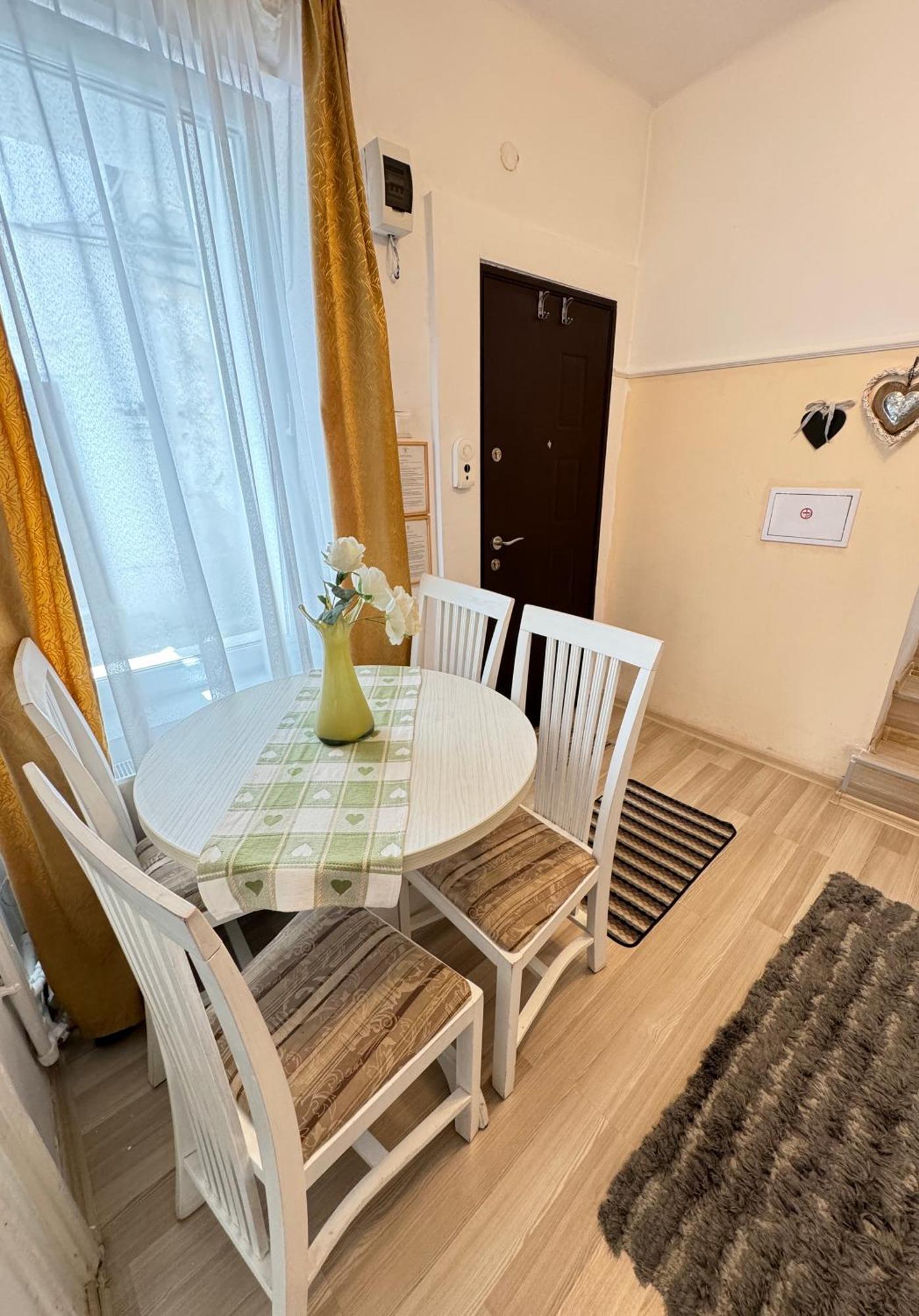 Ari Apartment براشوف المظهر الخارجي الصورة
